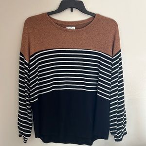 Maurice’s Long Sleeve 24/7